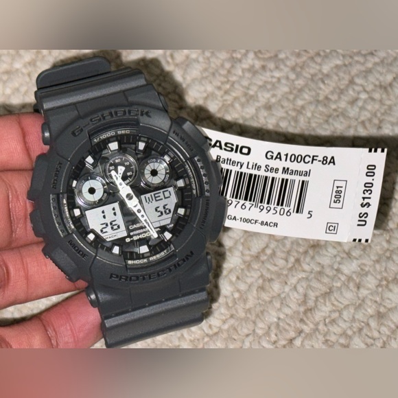 Gshock authentic GA100 gray with camo watch - Picture 1 of 4